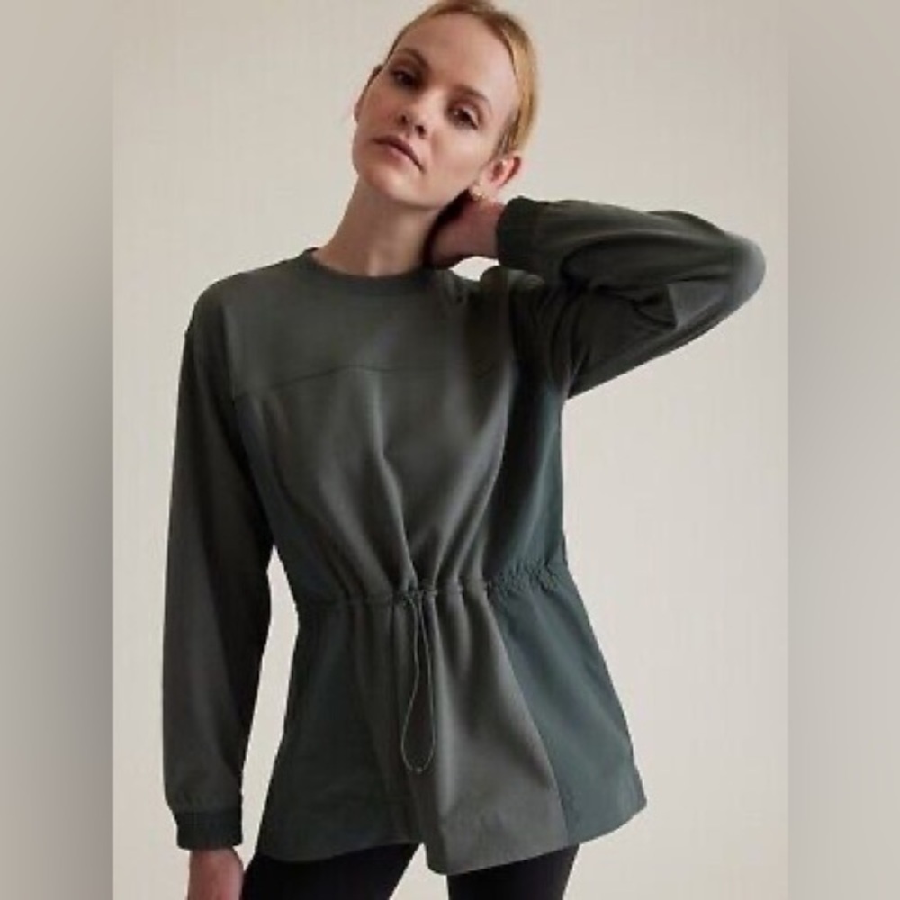 NWT ATHLETA Triumph Hybrid Crewneck Sweatshirt Bali Green XS NEW